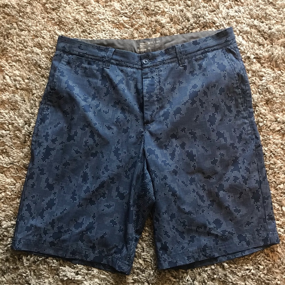 Nike Golf Shorts, EUC